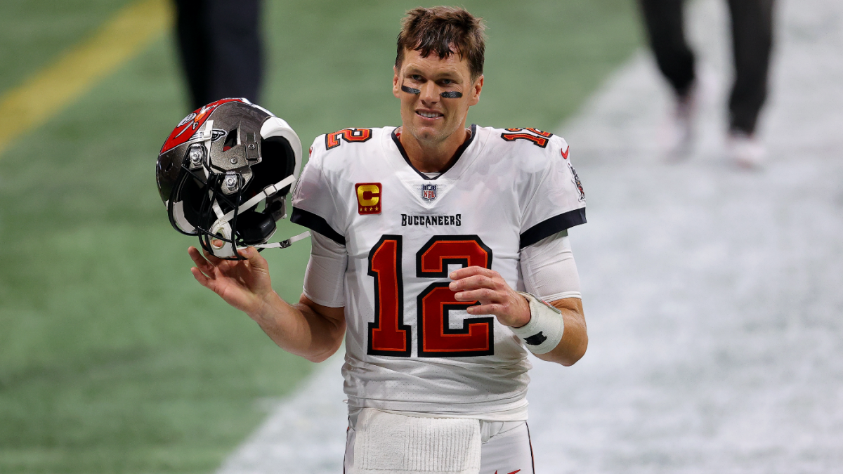 Tom Brady lleva a los Tampa Bay Buccaneers a los playoffs